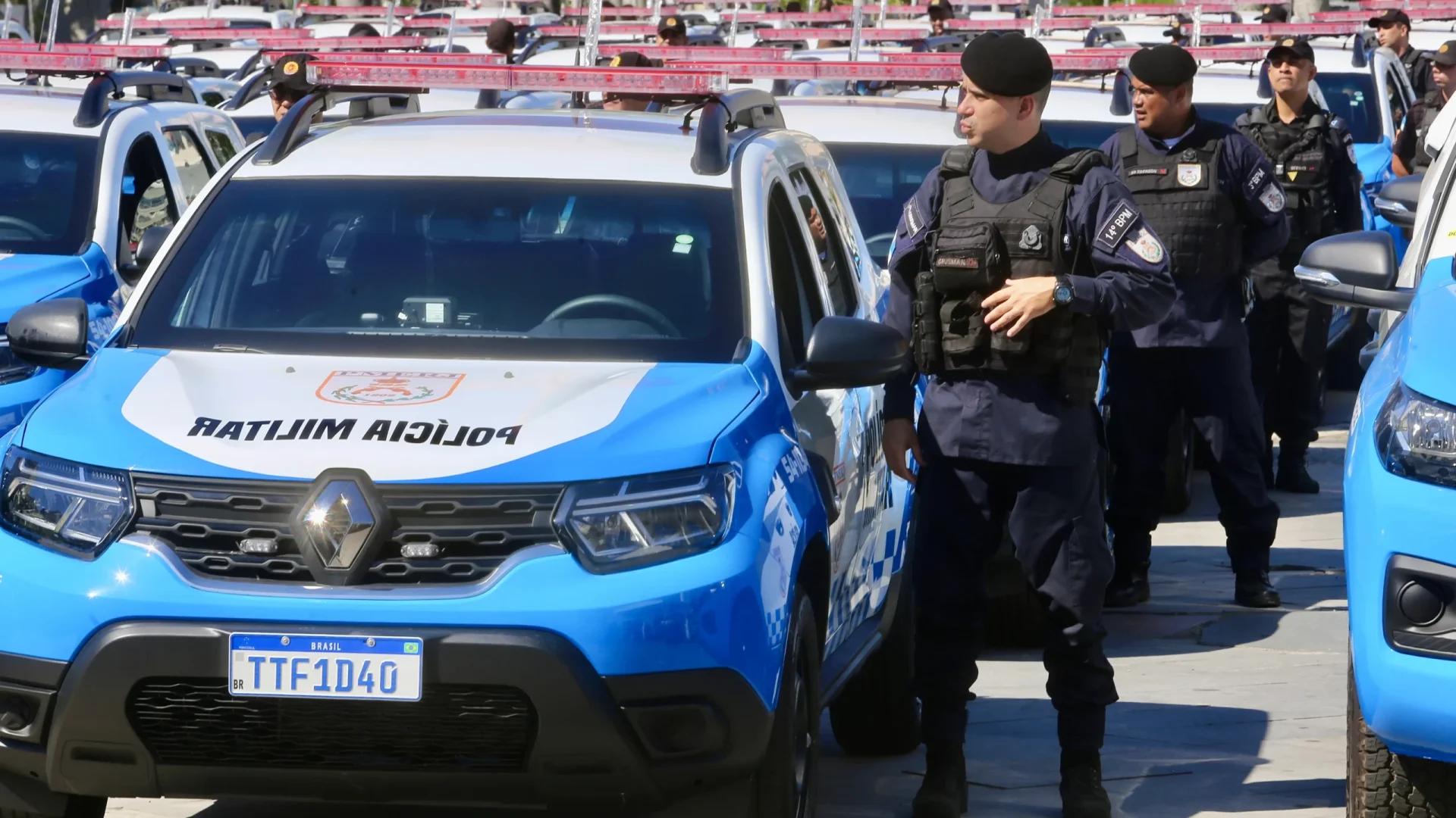 Reforço na segurança: Polícia Militar recebe 214 novas viaturas