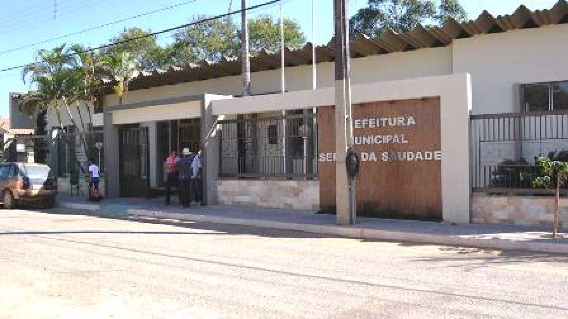 pPREFEITURA SERRA DA SAUDADE (MG)
