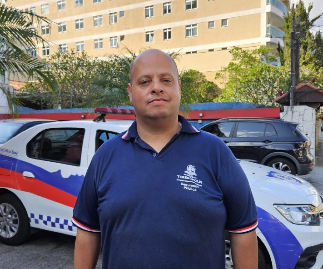 Agente autua condutores fora dos limites legais e gera confusão - Em vídeo
